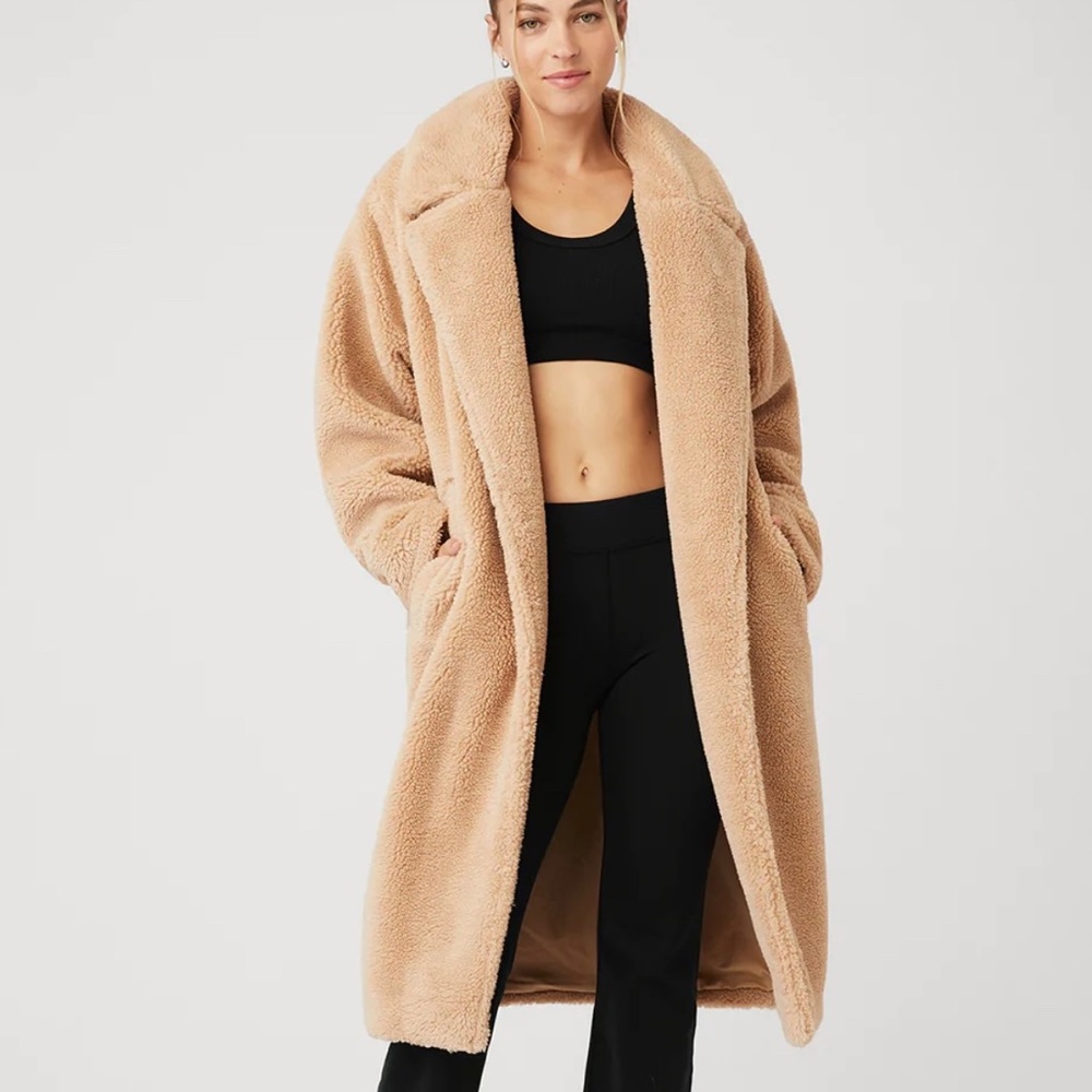 Women’s Alo Yoga Oversized Sherpa Trench Coat  Size: Medium